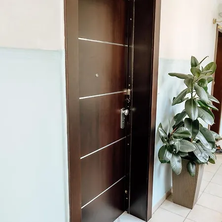 The Clock House * فيريا