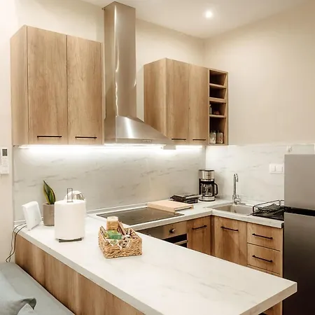 The Clock House Apartment *
